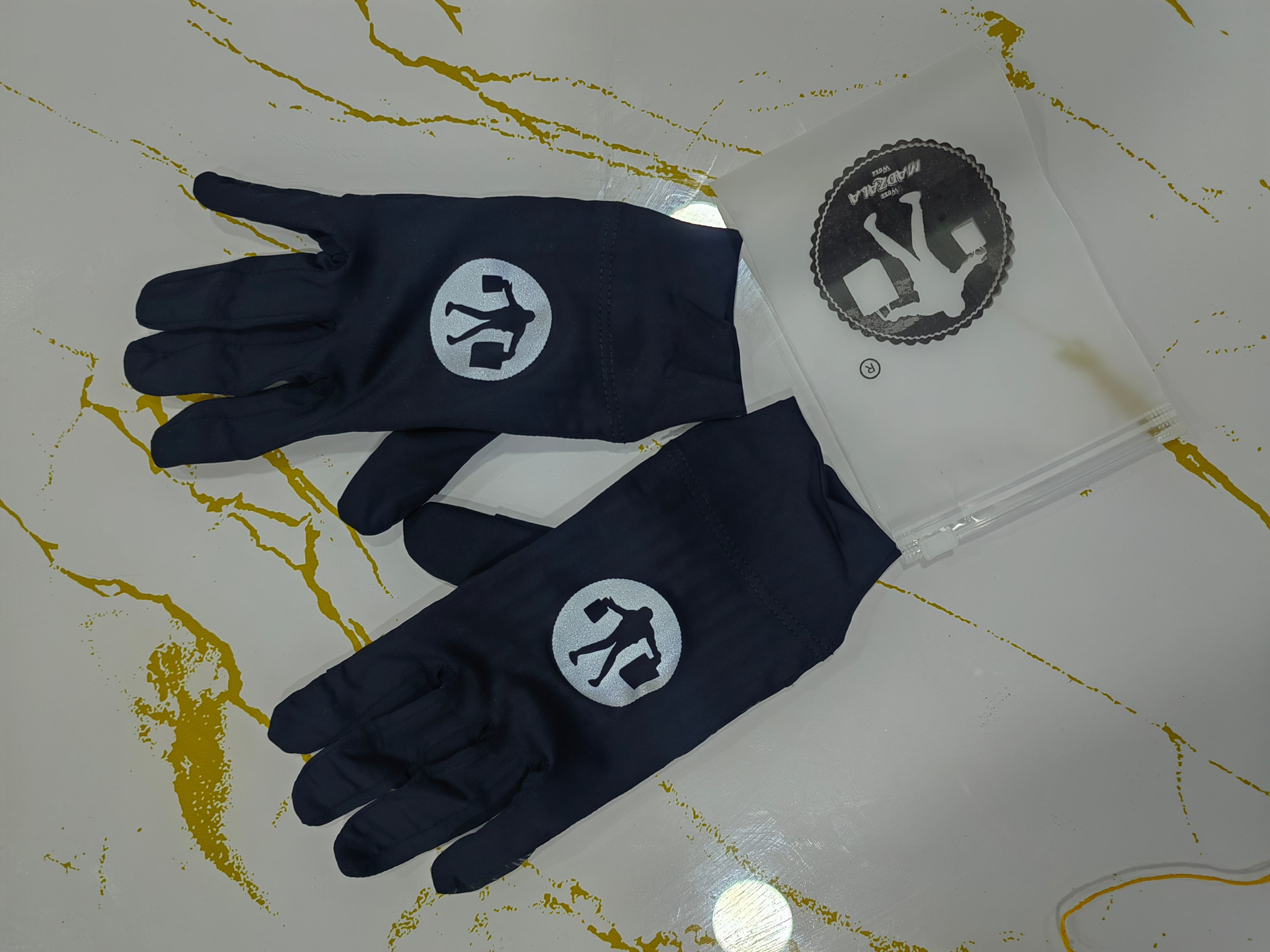 Glove